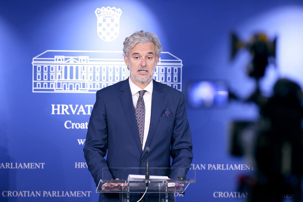 Zagreb: Raspudić i Bartol o temi: „Pritužba zbog povrede prava Europske unije u području gospodarenja otpadom“