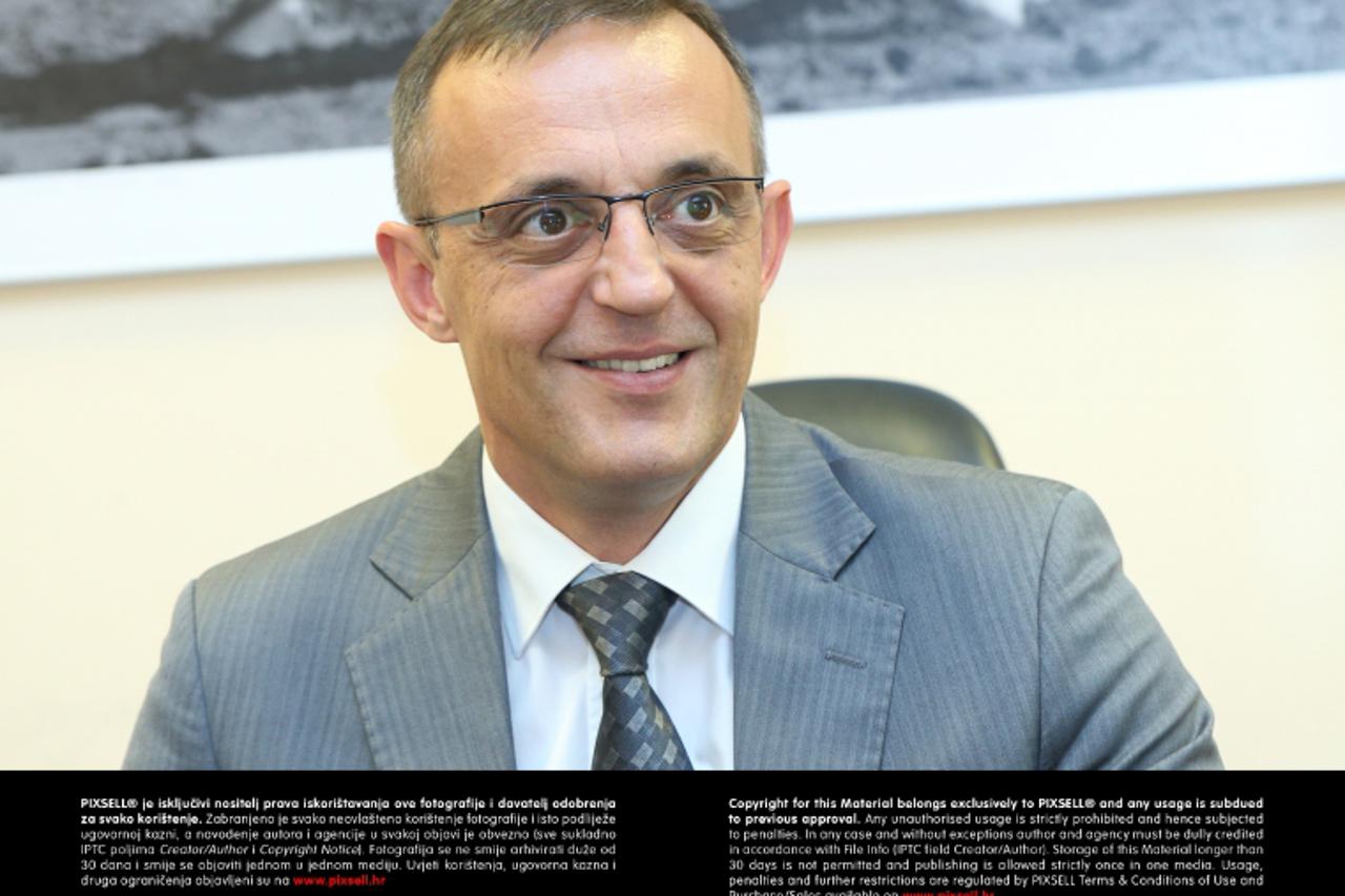 '13.06.2013., Zagreb - Tihomir Jakovina, ministar poljoprivrede. Photo: Zeljko Lukunic/PIXSELL'