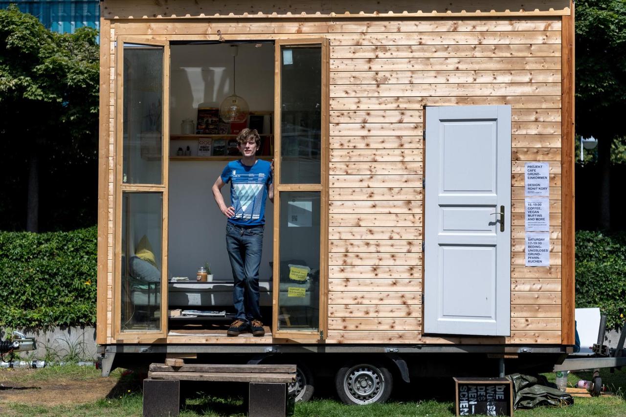 New Tiny Houses on Bauhaus campus in Berlin