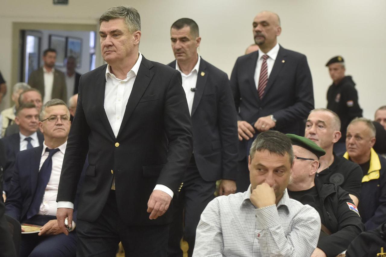 Knin: Predsjednik RH, Zoran Milanovi?, na obilježavanju 32. obljetnice utemeljenja HVO