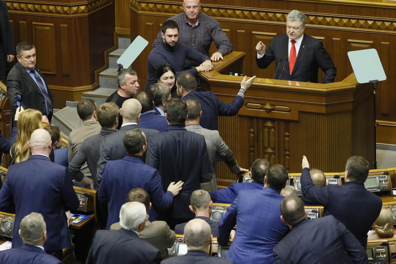 ukrajinski parlament