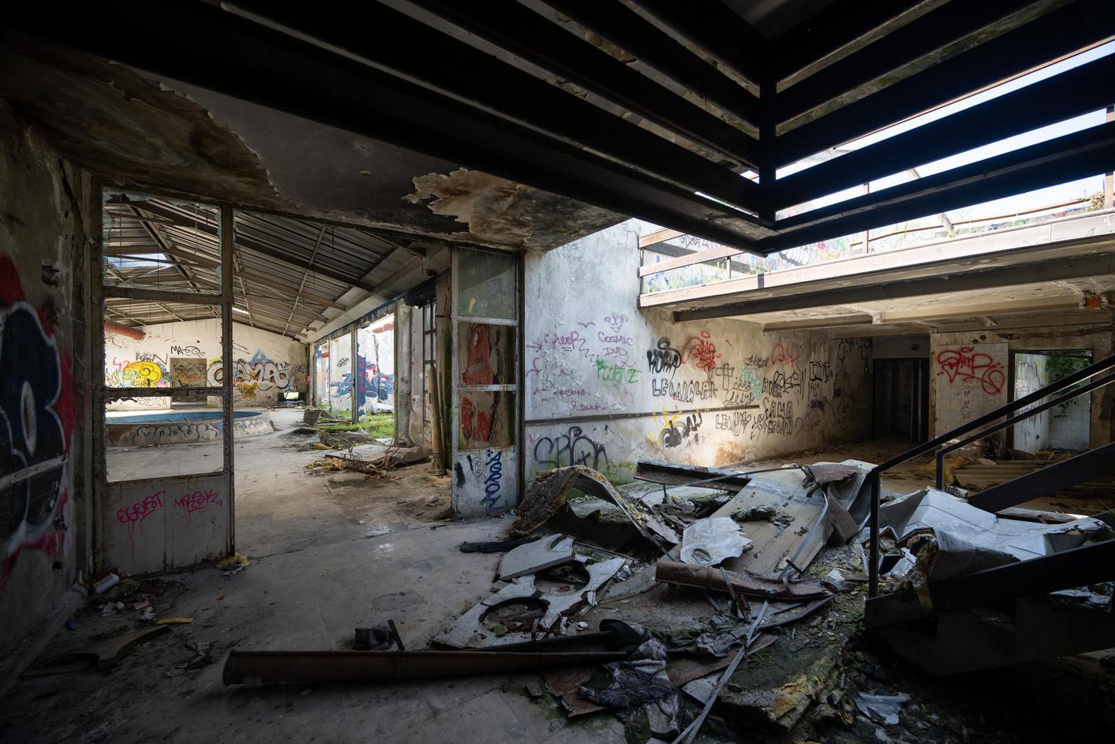 Urin, paljevina, vlaga...mirisi su ili bolje rečeno smradovi koji se već godinama pa i desetljećima šire iz jedne od najfrekventnijih lokacija u samom centru Zagreba...