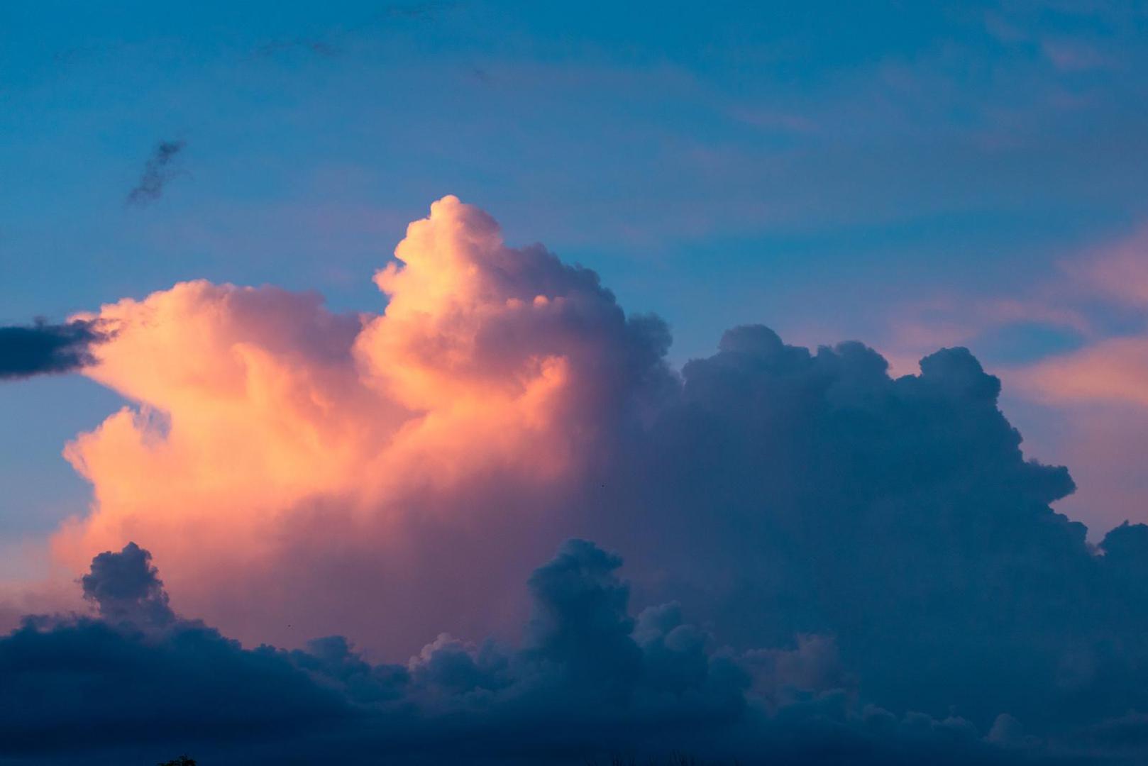 Oluja koja je u utorak pogodila Hrvatsku nije zaobišla ni Osijek.