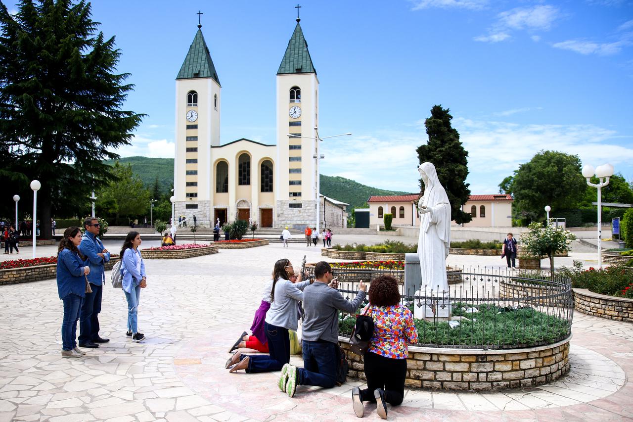 Međugorje je jedno od najpoznatijih rimokatoličkih hodočasničkih mjesta u svijetu