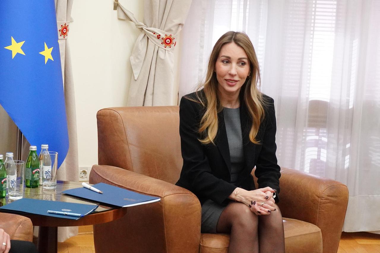 Beograd: Sastanak Ministra vanjskih poslova Mađarske Petera Szijjarta i Ministrice rudarstva i energetike Dubravke Đedović Handanović