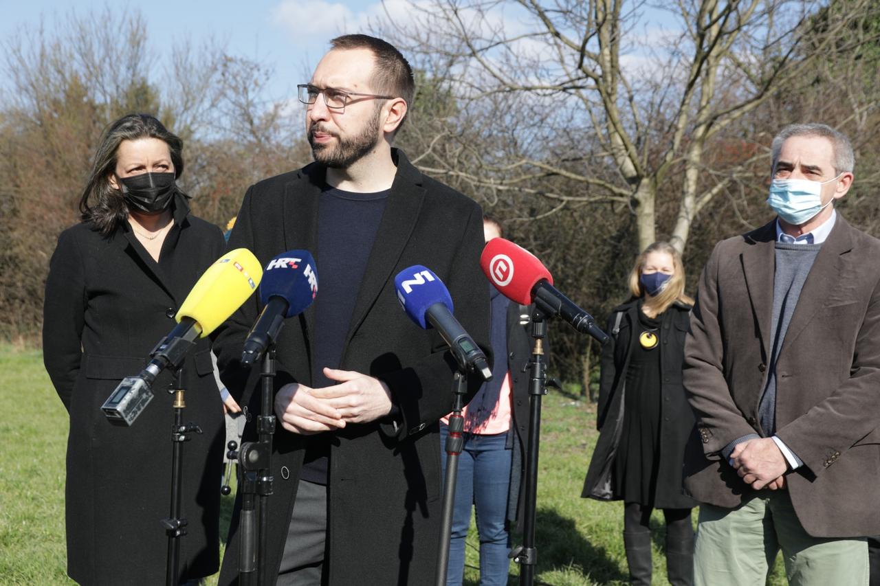 Zagreb: Tomislav Tomašević odgodio konferenciju te izrazio sućut obitelji Bandić