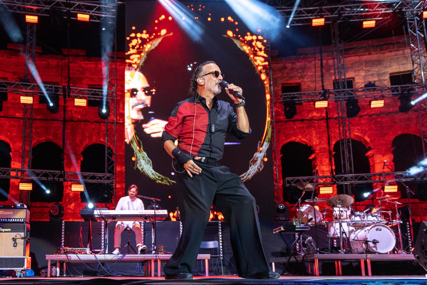 U očaravajućem ambijentu rasprodane Pulske Arene, miljenik domaće publike Tony Cetinski u subotu je održao jedinstveni koncertni spektakl u svom rodnom gradu i publici priredio jednu od onih večeri koje se pamte doživotno. 