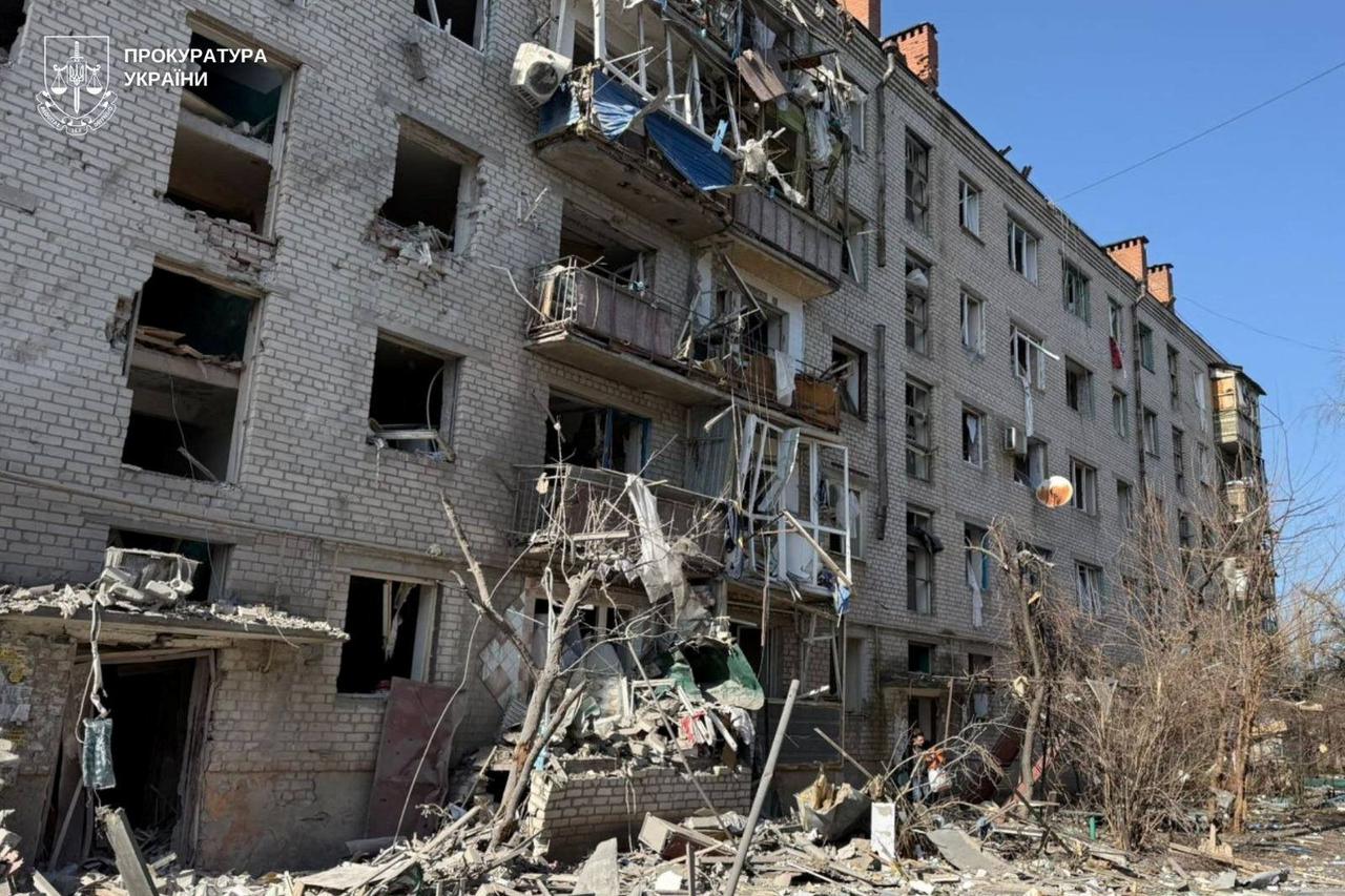 Aftermath of a Russian air strike in Sloviansk