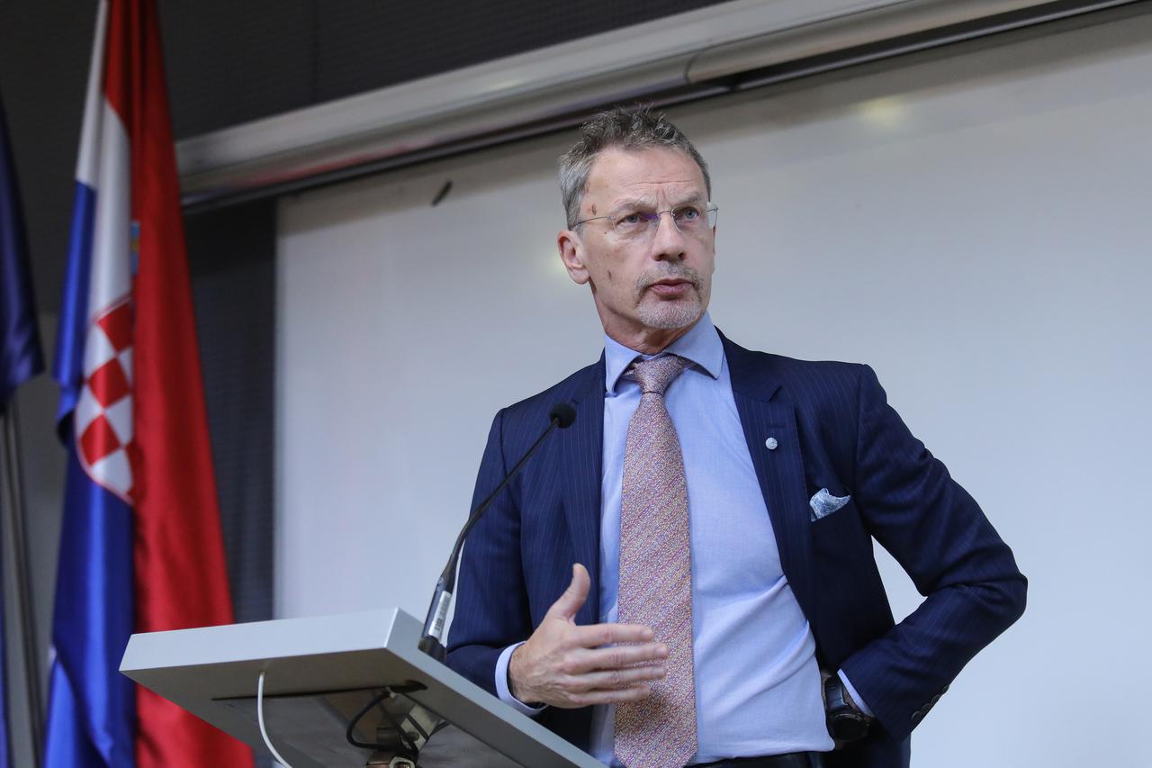 Zagreb: Održana jednodnevna konferencija "Financijska akademija"