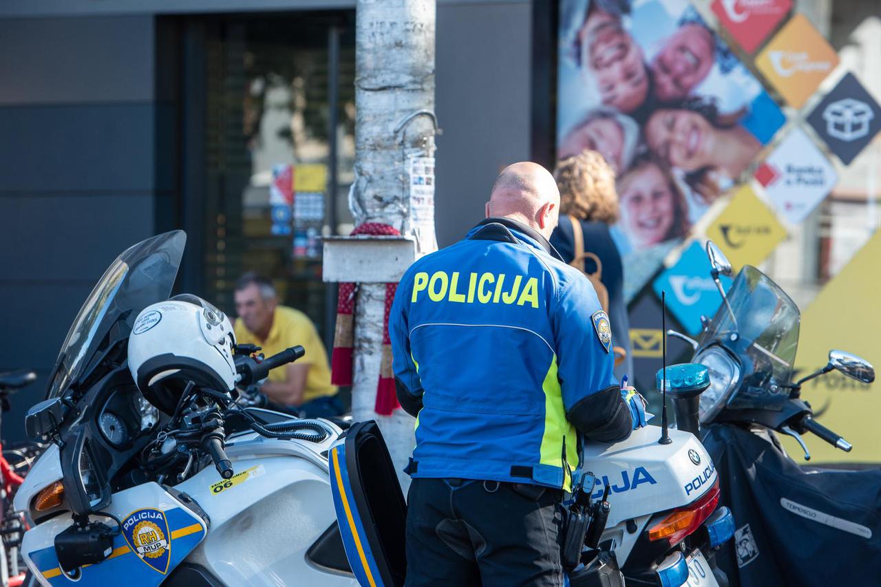 Zagreb: Sudar na križanju Harambašićeve i Zvonimirove ulice 