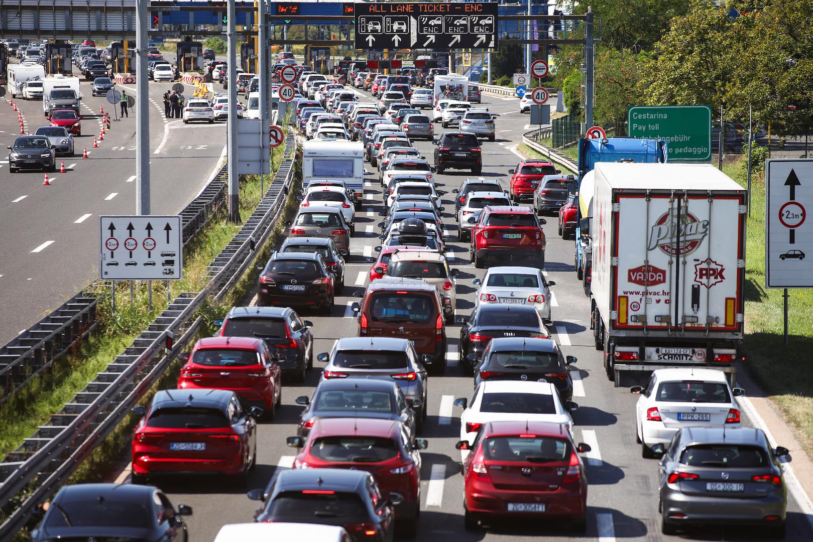 11.09.2024., Zagreb - Kilometarske guzve na prometnicama prema morskim destinacijama. Photo: Emica Elvedji/PIXSELL