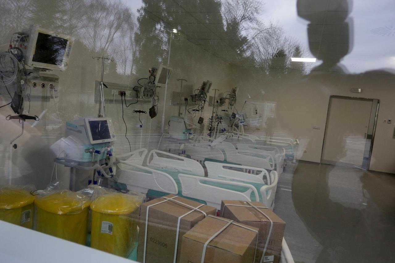 Covid bolnica u Batajnici, izgrađena za četiri mjeseca, spremna za prijem prvih pacijenata