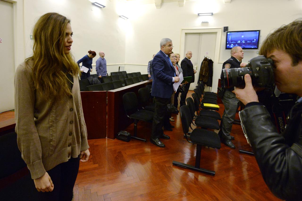 Zagreb: Petra i Bruna Sanader stigle na suđenje ocu, ali su odbile svjedočiti