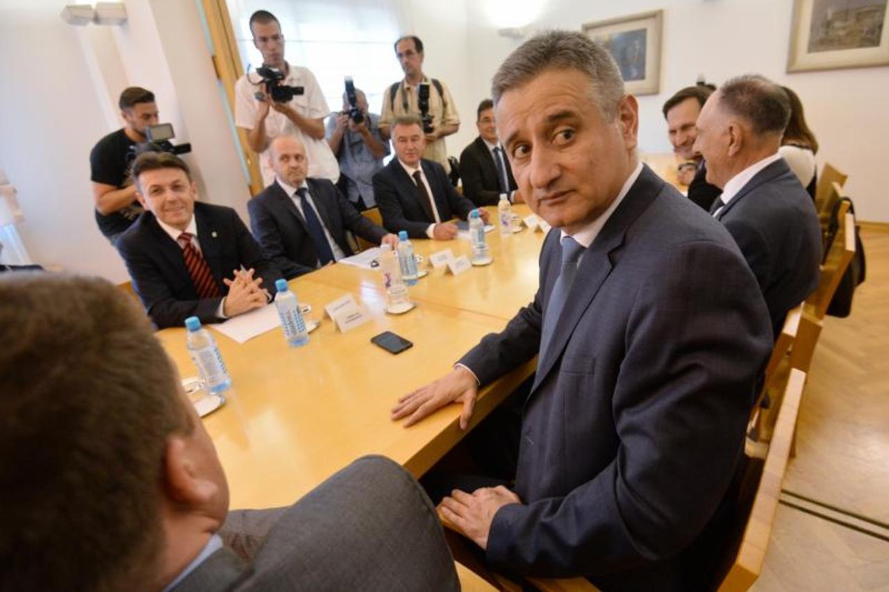 Tomislav Karamarko s predstavnicima HGK