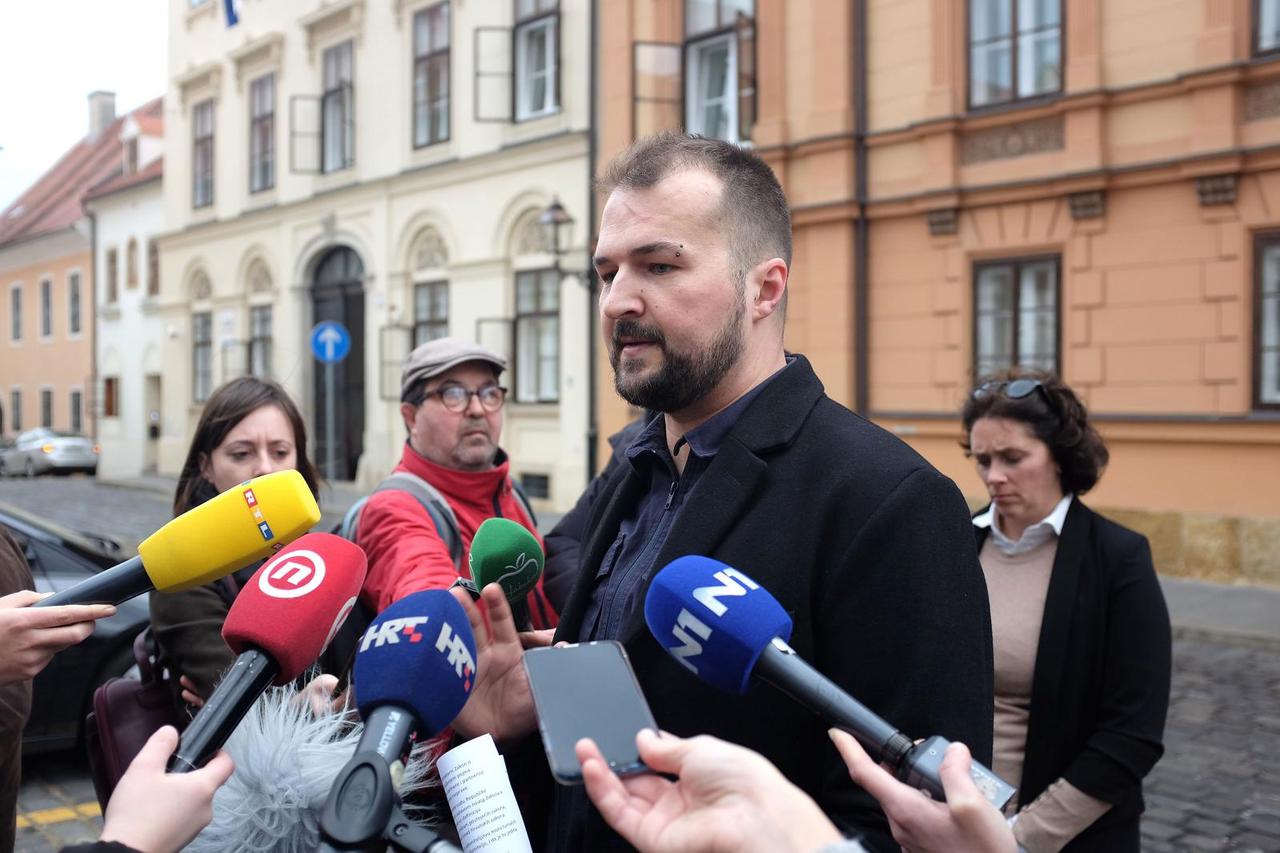 Konferencija za medije udruge Dugine obitelji