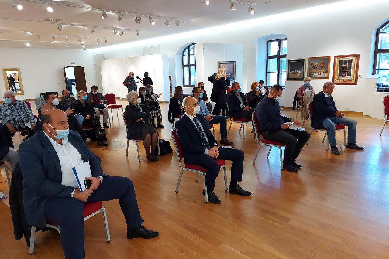 Panel 'Izazovi i perspektive obrazovanja u Vukovaru'