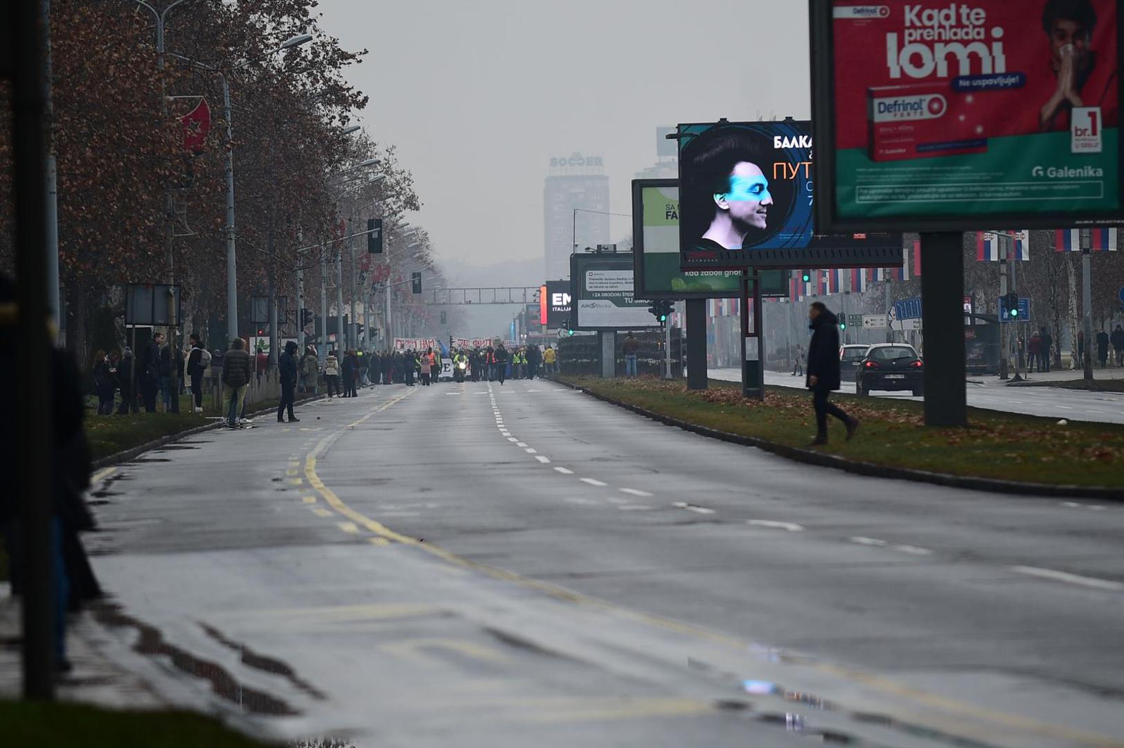 24, January, 2025, Belgrade -A group of high school graduates set off from Zemun High School to the municipality of New Belgrade, where a 15-minute silence was held at 11:52, and then they walked along Mihajla Pupina Boulevard to Usce, where they met with other participants in the "A lesson in nature" protest. Photo: Dusan Milenkovic/ATAImages24, januar, 2025, Beograd -Grupa maturanata krenula je od Zemunske gimnazije do opstine Novi Beograd, gde je u 11:52 odrzano 15-minutna tisina, a potom su Bulevarom Mihajla Pupina dosli do Usca, gde su se sreli sa ostalim ucesnicima protesta "Cas u prirodi". Photo: Dusan Milenkovic/ATAImages Photo: Dusan Milenkovic/ATAImages/PIXSELL