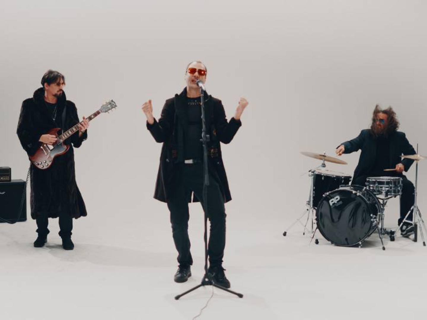 Supersonic Trio - Animal