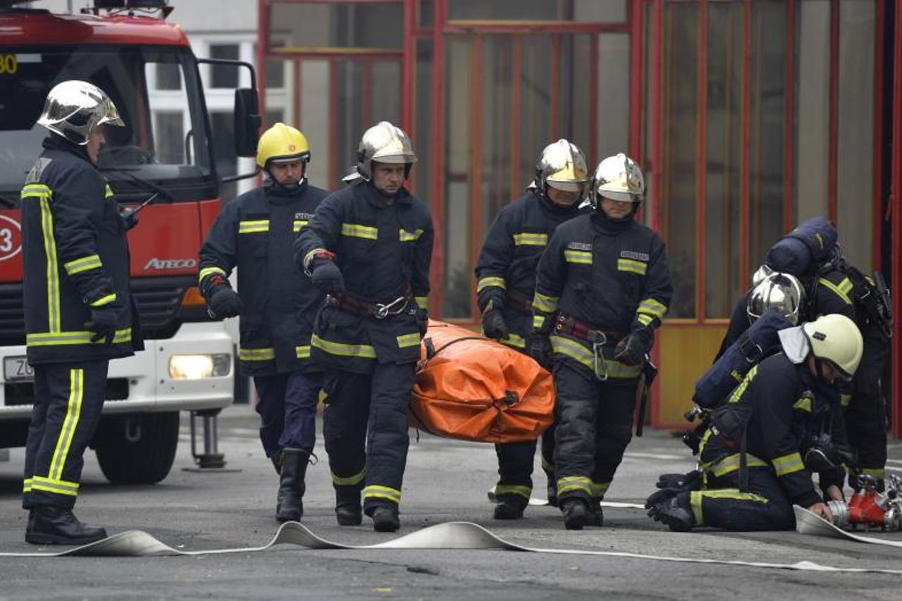 javna vatrogasna postrojba