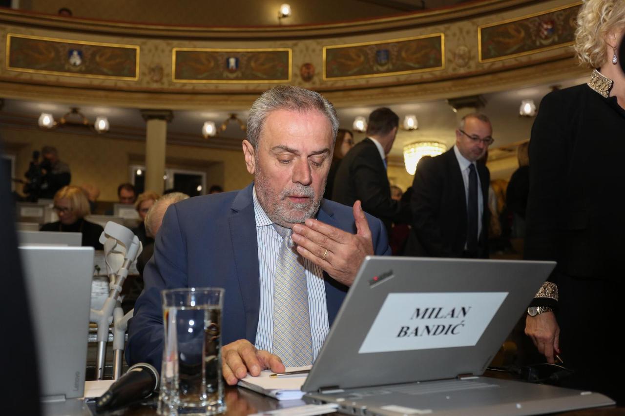 Milan Bandić stigao u Skupštinu