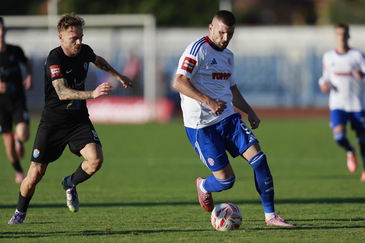 Vinkovci: NK Vukovar i HNK Hajduk sastali se u 9 kolu Prve HNL