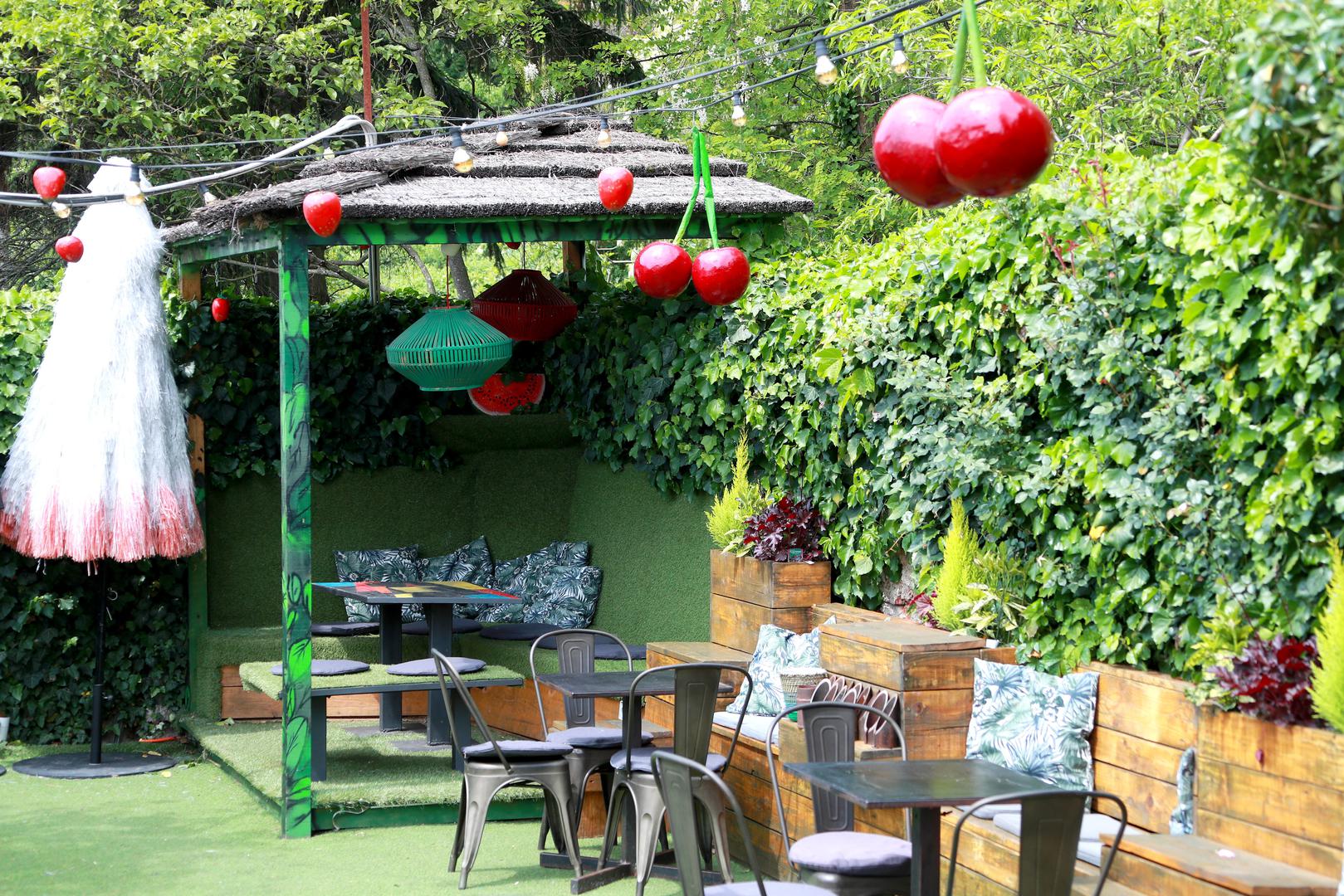 06.05.2020., Zagreb - Swanky Monkey Garden. Nova terasa nalazi se iznad bazena a osim nje uredjene su i sve ostale prema mjerama stozera. Photo: Sanjin Strukic/PIXSELL
