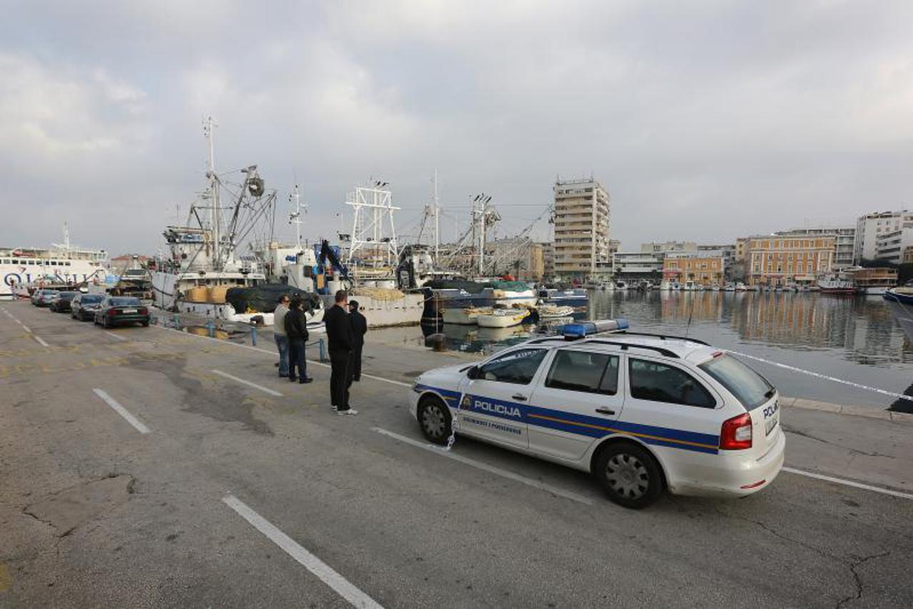 Požar na brodu, Zadar (1)