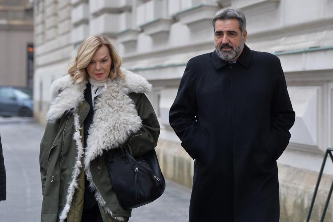 Zagreb: Dolazak Nadana Vidoševića u pratnji odvjetnika na pripremno ročište