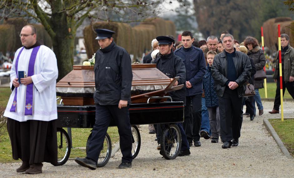 Sprovod Vesna Hajdarović