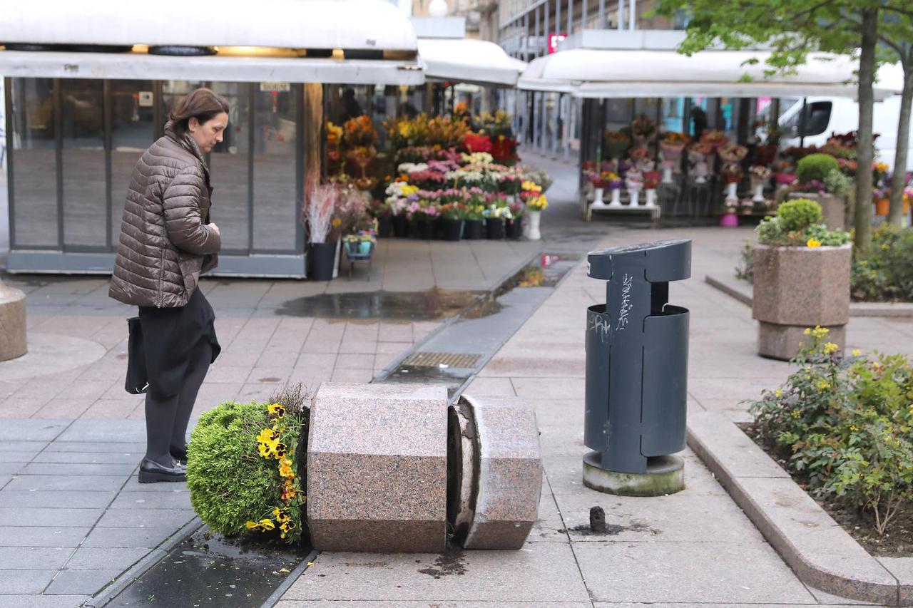 Zagreb: Srušena žardinjera na Cvjetnom trgu