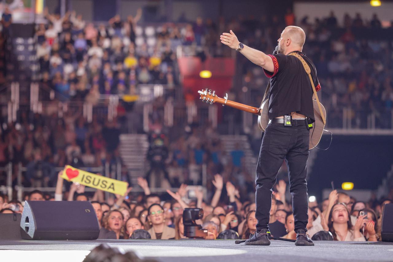 Zagreb: U Areni Zagreb održan koncert "Progledaj srcem"