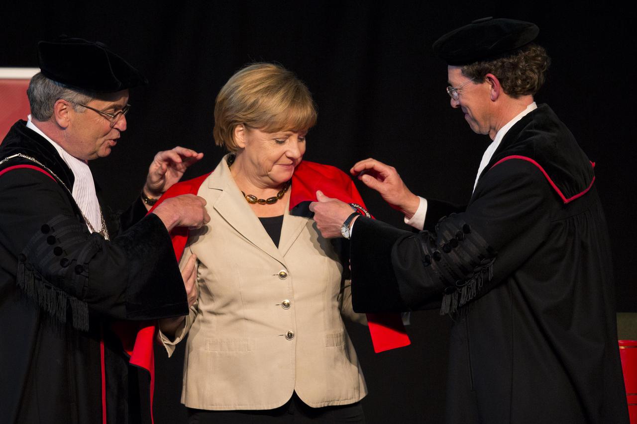 Počasni doktorat Angeli Merkel