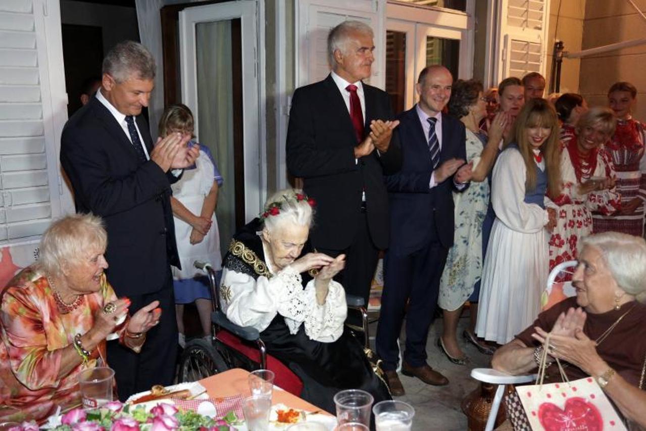 100. rođendan Nede Prpić Gamiršek