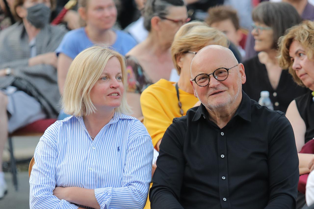 Zagreb: Na pozornici ispred HNK održana večer Arsenal ljetne noći