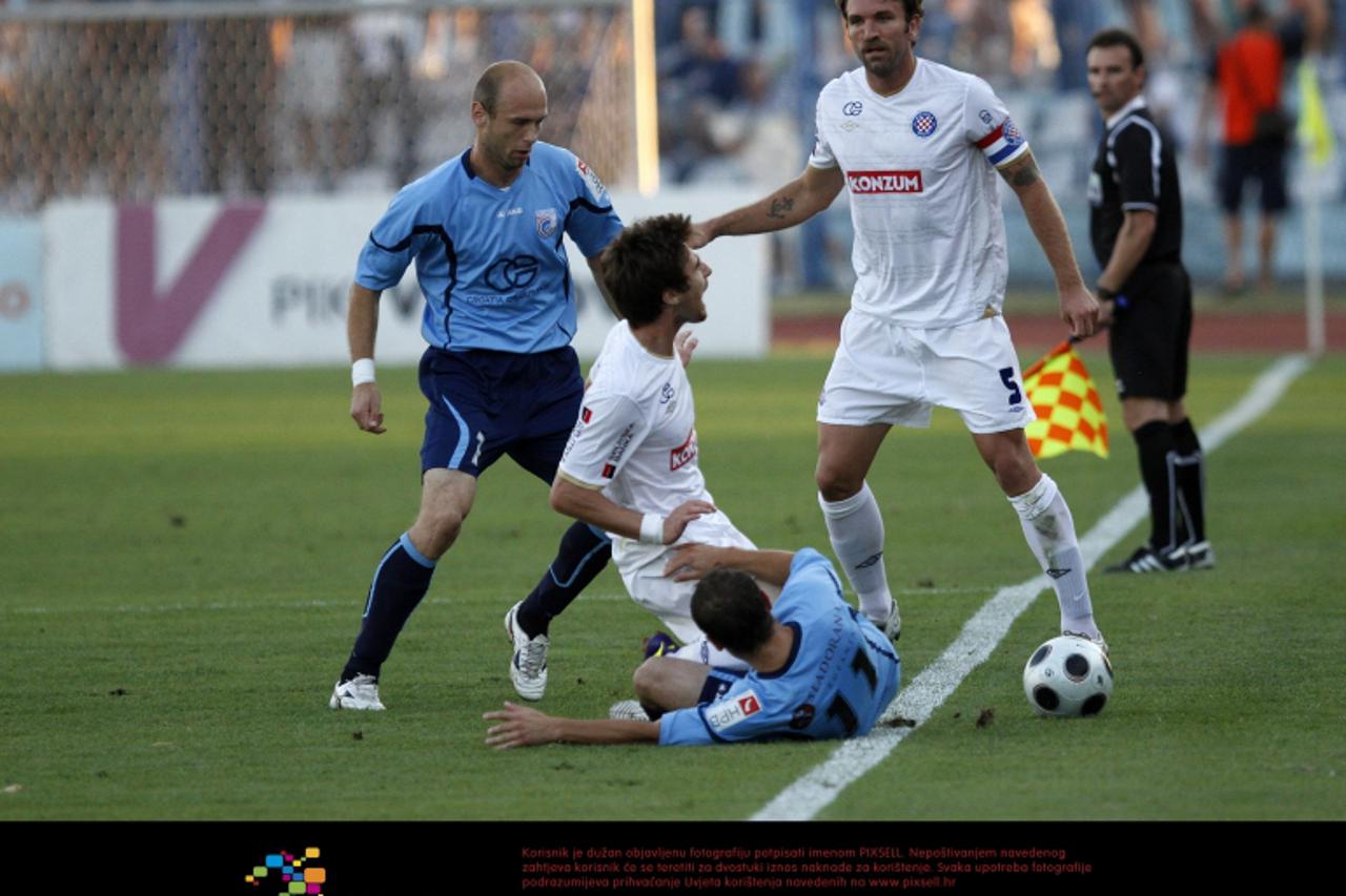 '17.09.2011., Stadion HNK Cibalia, Vinkovci - 1. HNL, 8. kolo, HNK Cibalia - HNK Hajduk. Ruben Alexandre Rocha Lima i Ljubo Milicevic.  Photo: Marko Mrkonjic/PIXSELL'