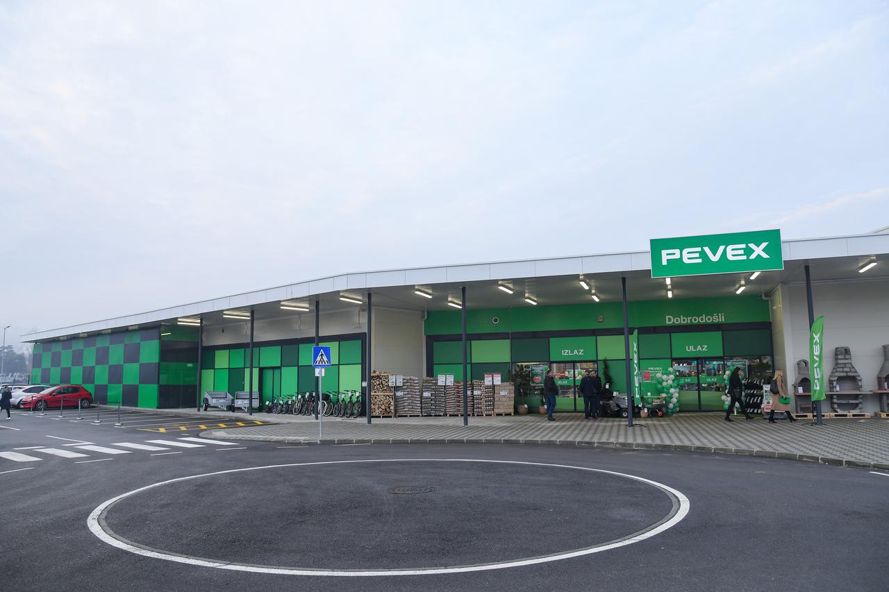 PEVEX otvorio novi prodajni centar u Svetom Ivanu Zelini