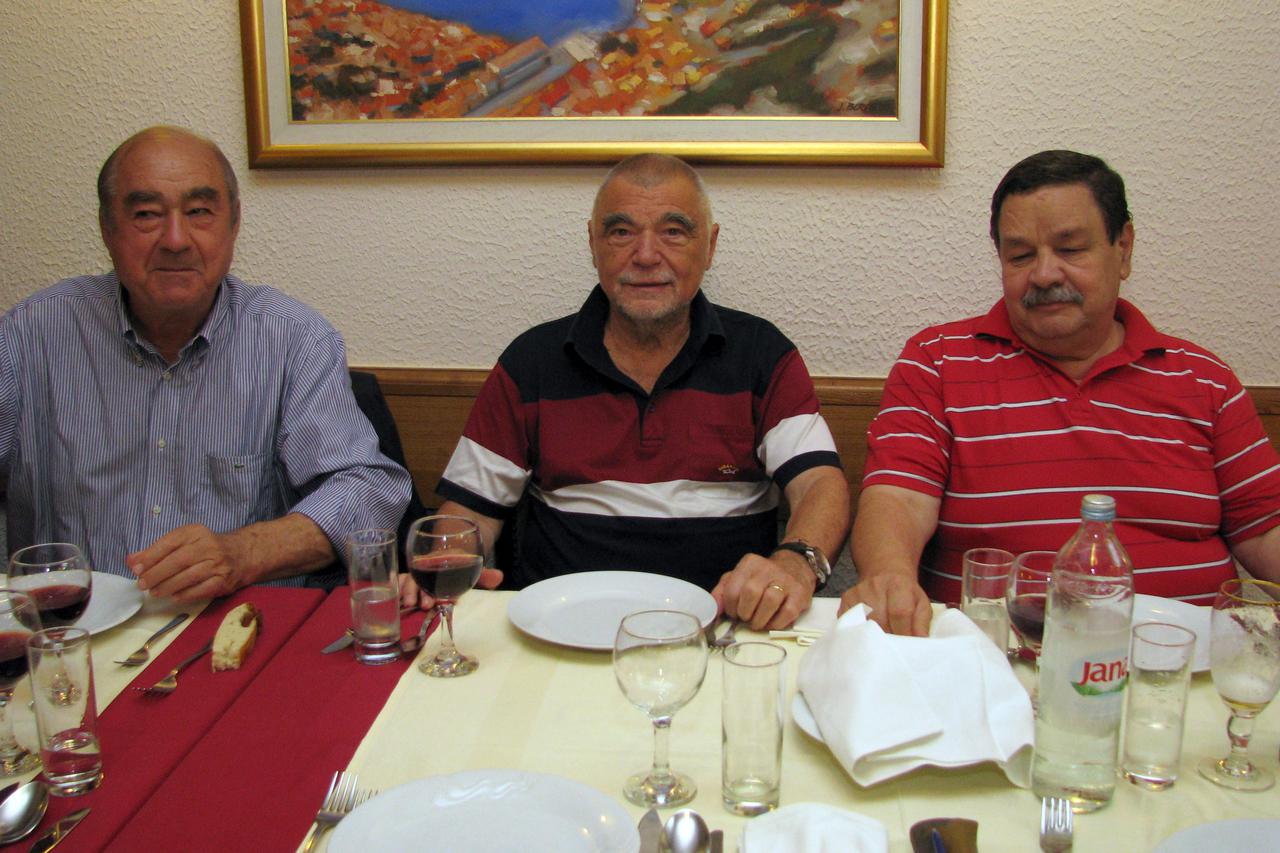 Hvar: Stjepan Mesi? s prijateljima ve?erao u restoranu Bounty