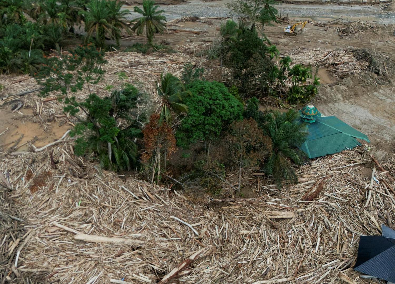 Pokrajina Aceh je najteže pogođena te je tamo raseljeno više od 900.000 osoba, prema BNPB-u.
