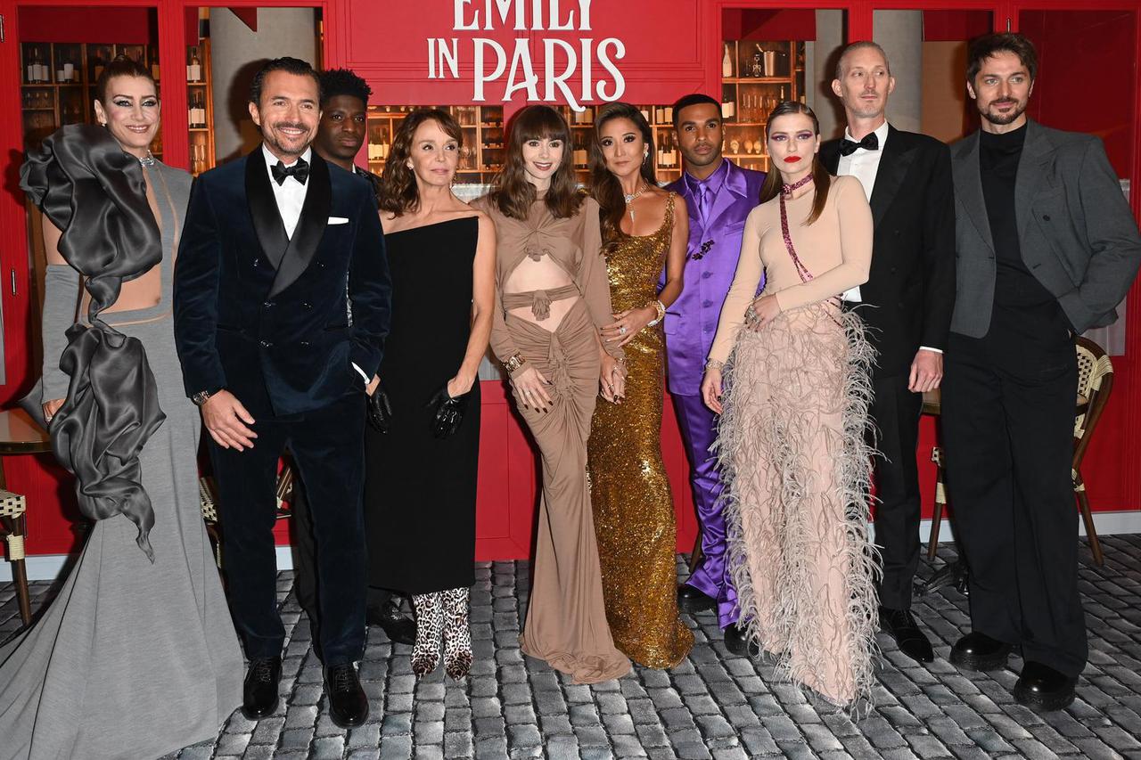 Avant-première du film Netflix "Emily in Paris" saison 3 au Théâtre des Champs Elysées à Paris