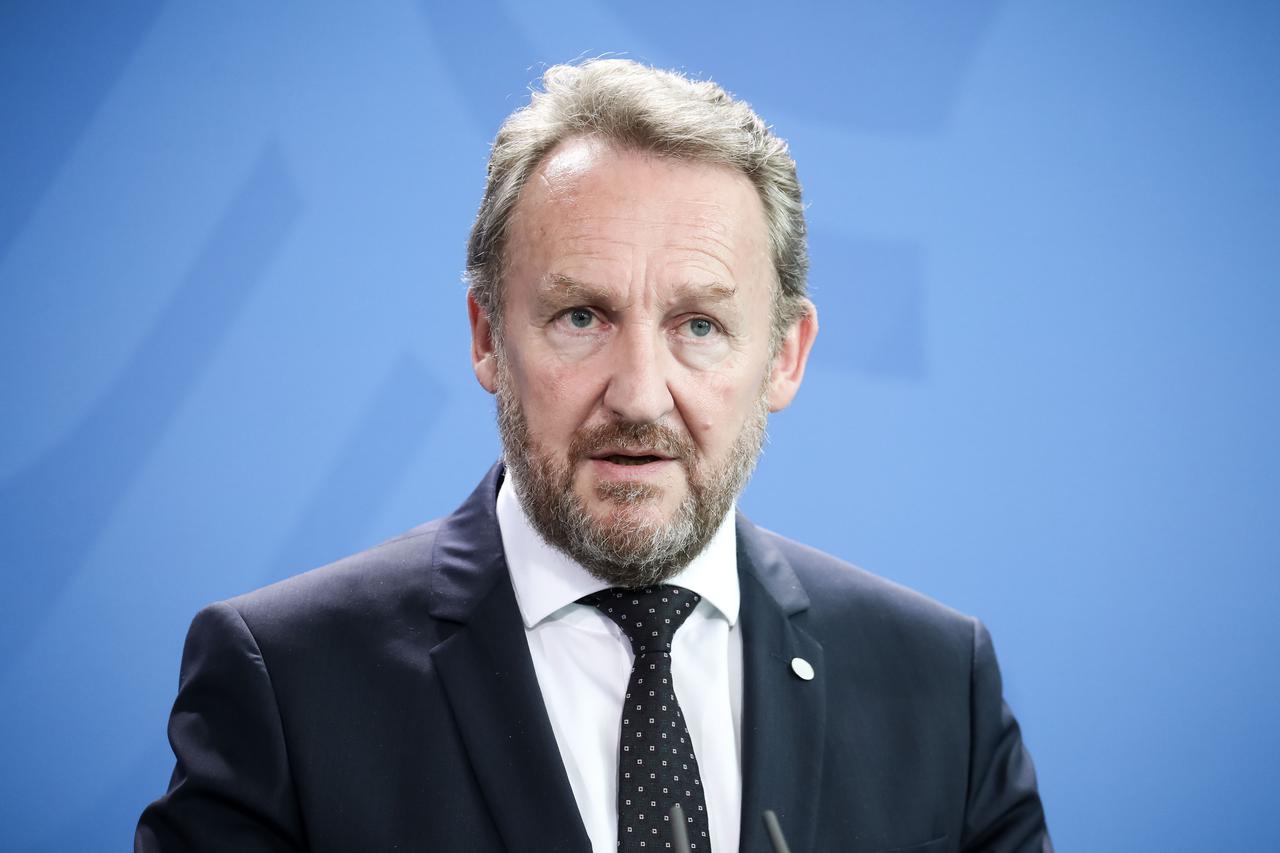 Bakir Izetbegović