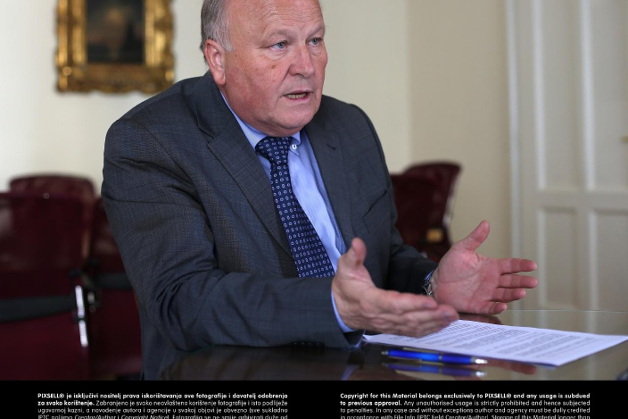 'SPECIJAL VOZIONA 19.04.2013., Zagreb - Ministar financija Slavko Linic.  Photo: Jurica Galoic/PIXSELL'