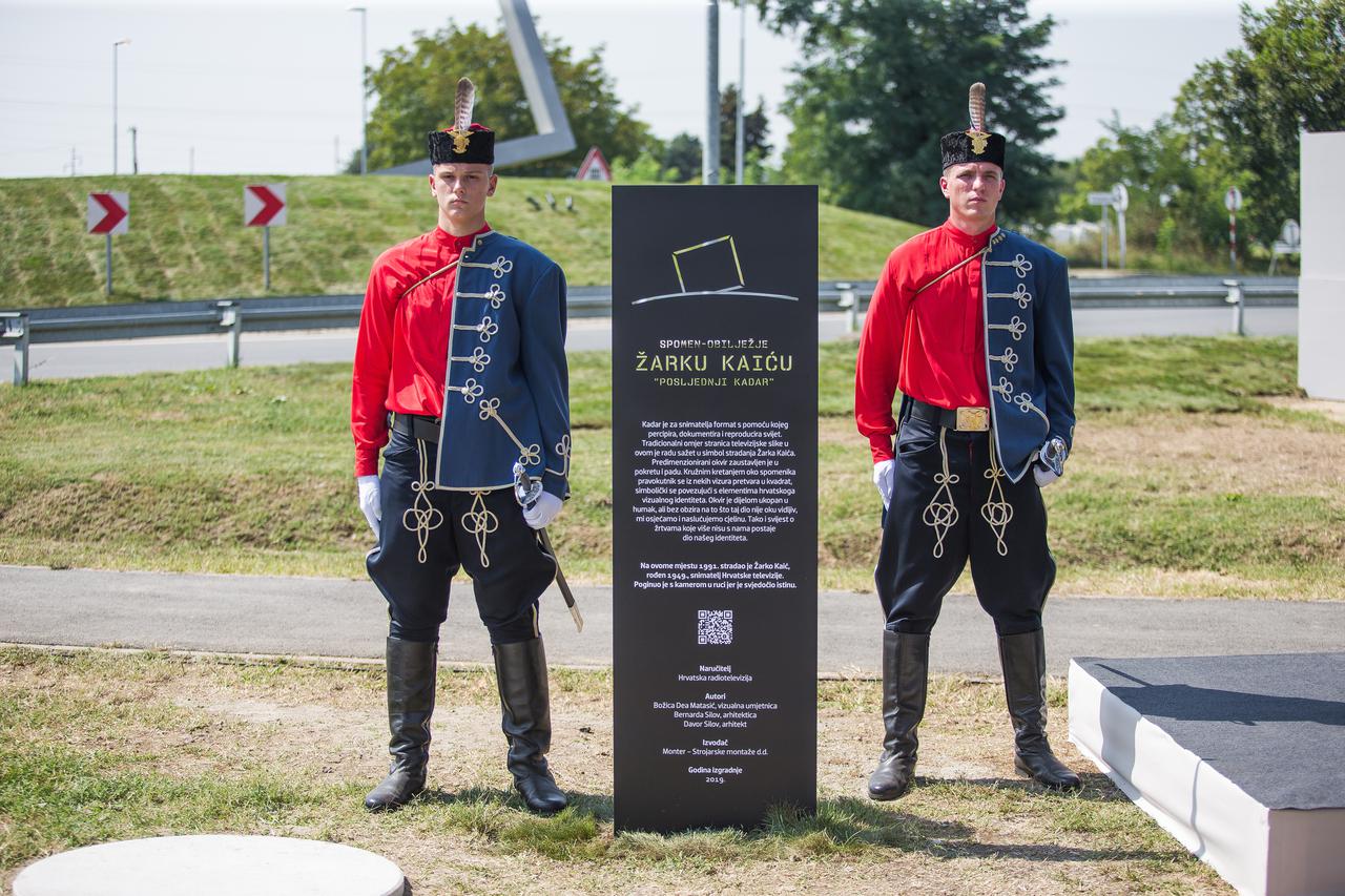 Svečano otkrivanje spomenika HRT-ovom snimatelju Žarku Kaiću