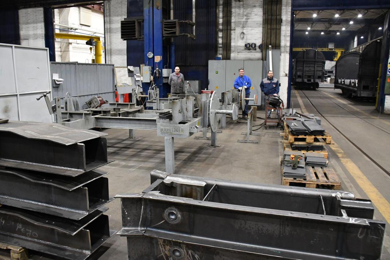 Slavonski Brod: Premijer Andrej Plenković posjetio je tvrtku Đuro Đaković