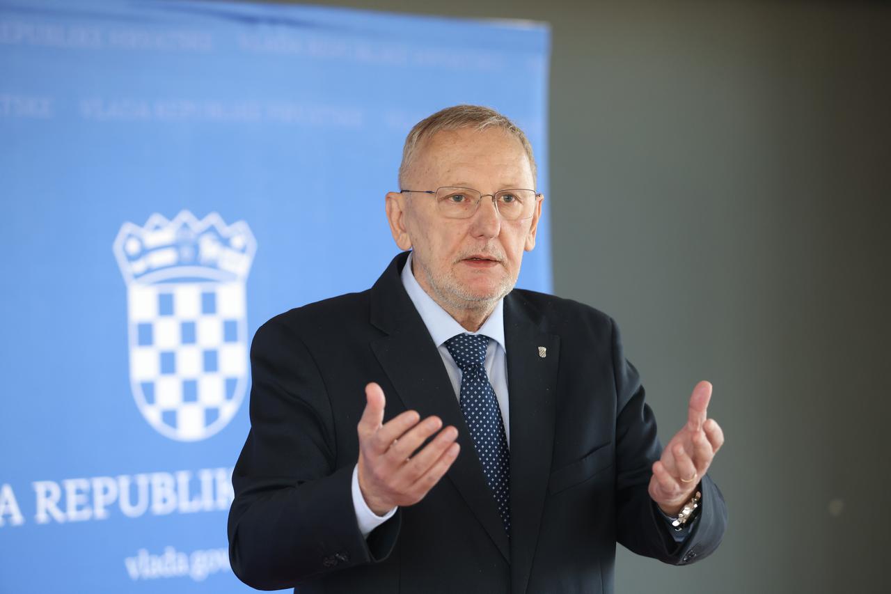 Zagreb: Božinović o porukama policijskih šefova o migrantima