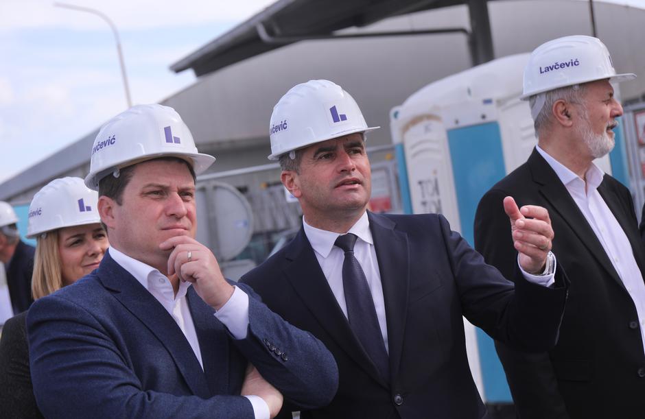 Split: Ministar Butković obišao radove na izgradnji Međunarodnog putničkog terminala u Gradskoj luci