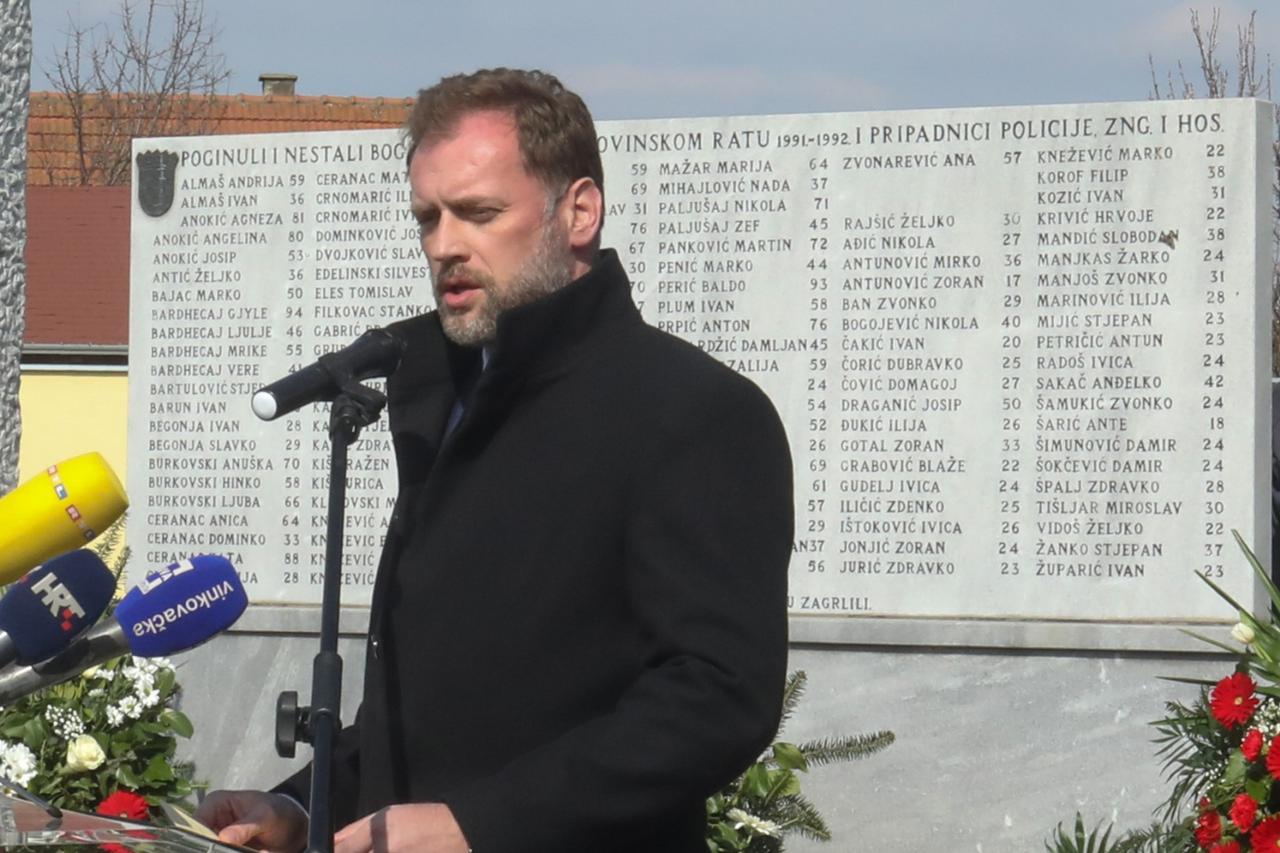 Bogdanovci: Ministar Banožić na obilježavanju 30. obljetnice postrojavanja nenaoružanih odreda