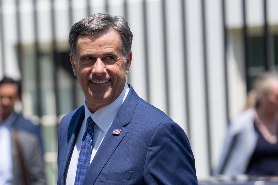 Trump Hosts Top IndyCar Drivers to Promote the "Freedom 250 Grand Prixâ