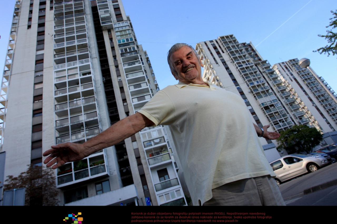 '29.09.2011  Vodovodna,Zagreb-Slavko Jelinek, arhitekt koji je projektirao tridesetak nebodera, a jedan od njih je Zagrepcanka. Photo: Boris Scitar/PIXSELL'