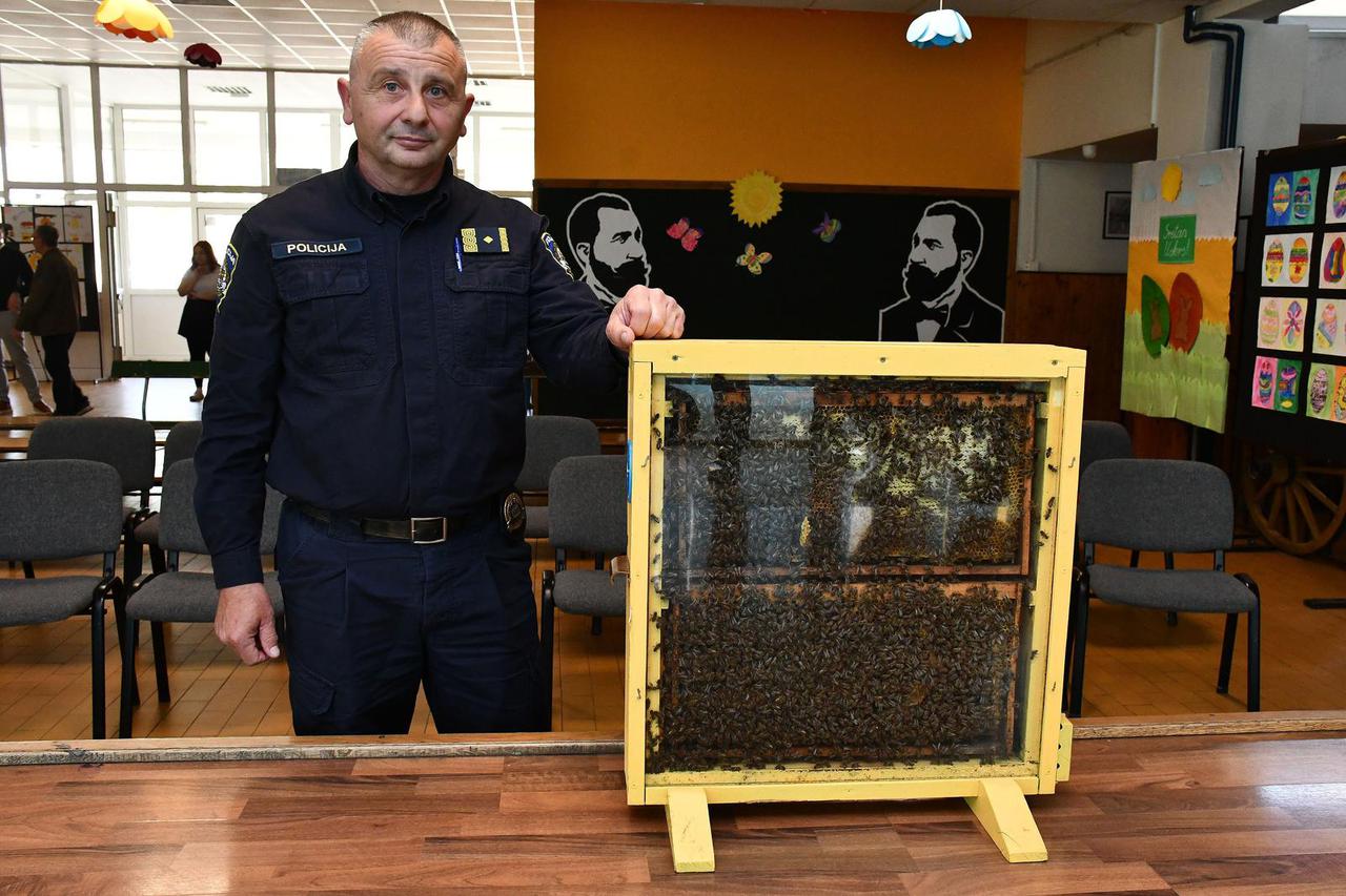 Velika Kopanica: Predstavljanje projekta "Bee Order - Model policijske prevencije kroz pčelarstvo"