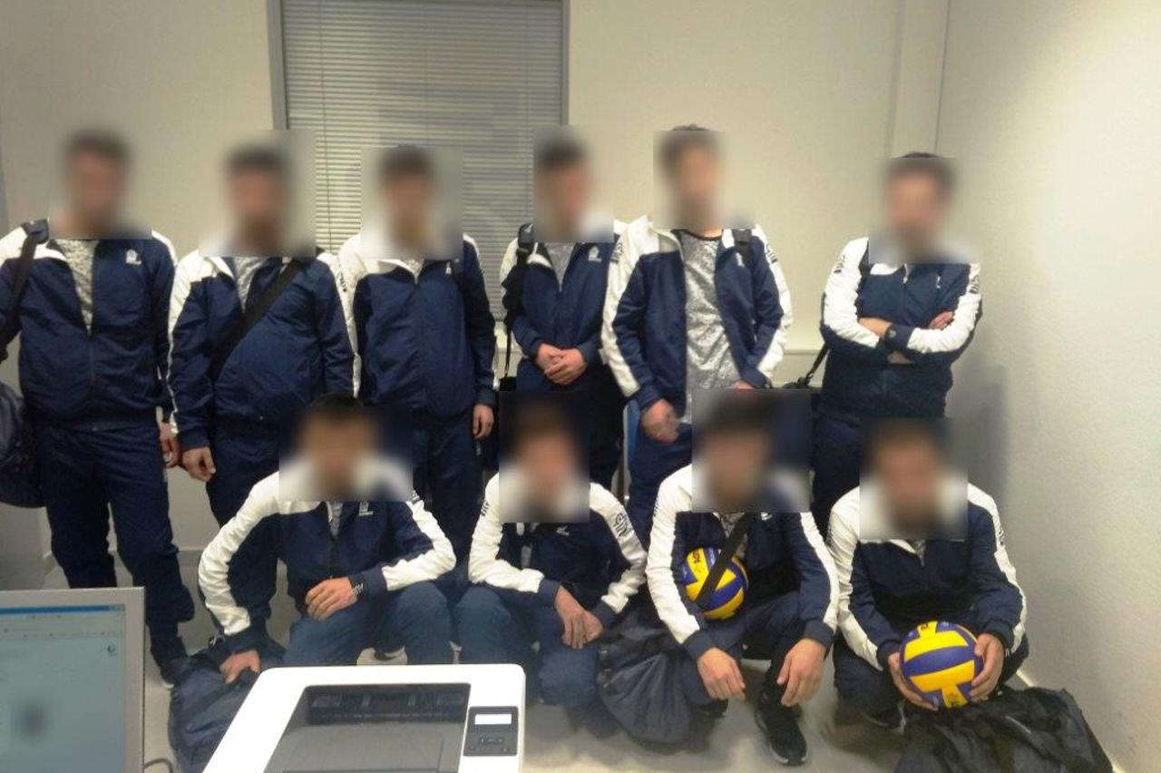 Migranti odbojkaši